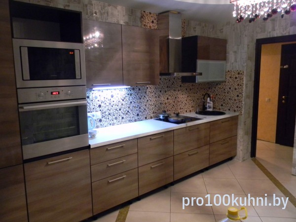 Кухня. Цвет: 4539 Патированный дуб. Вид: Прямая. Фасад: Пластик.