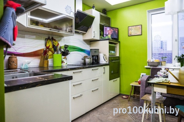 Кухня. Цвет: 0001 Белый. Вид: Угловая. Фасад: Пластик.