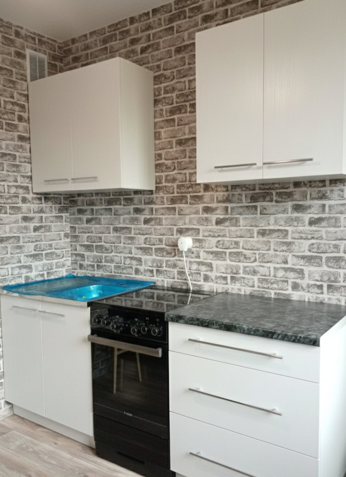 Прямая кухня Классика 2 метра (белая)