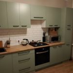 Прямая кухня Светлый Бриз 3,4 метра (зеленый самшит)