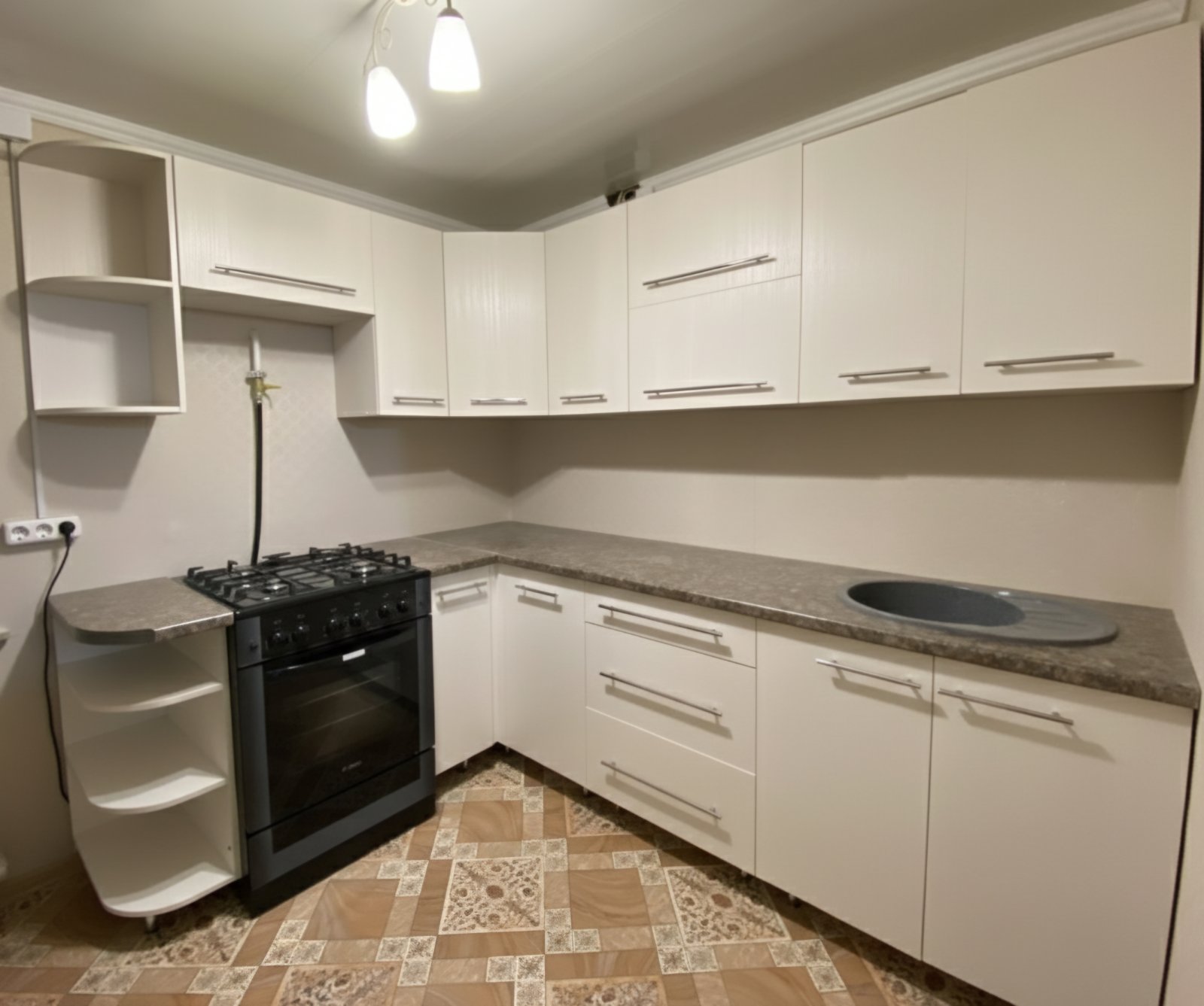 Угловая кухня Капуя 4,4 метра (белая)