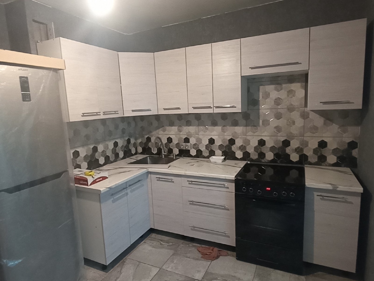 Угловая кухня Эко Лайн 4 метра (ледяное дерево)