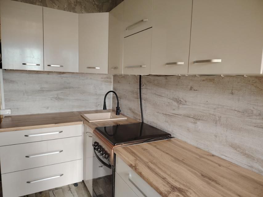 Угловая кухня Городской минимализм 4,8 метра (белый форфоровый оникс)